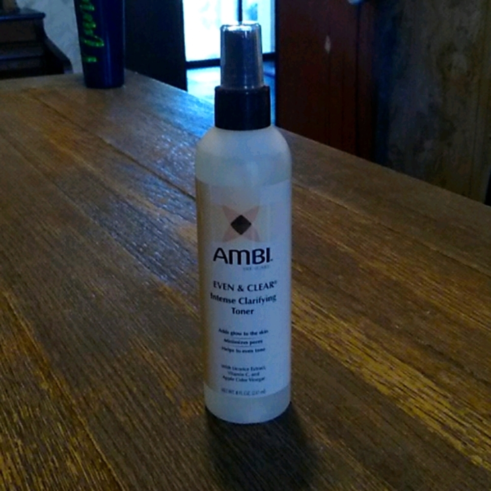 Ambi clarifying toner